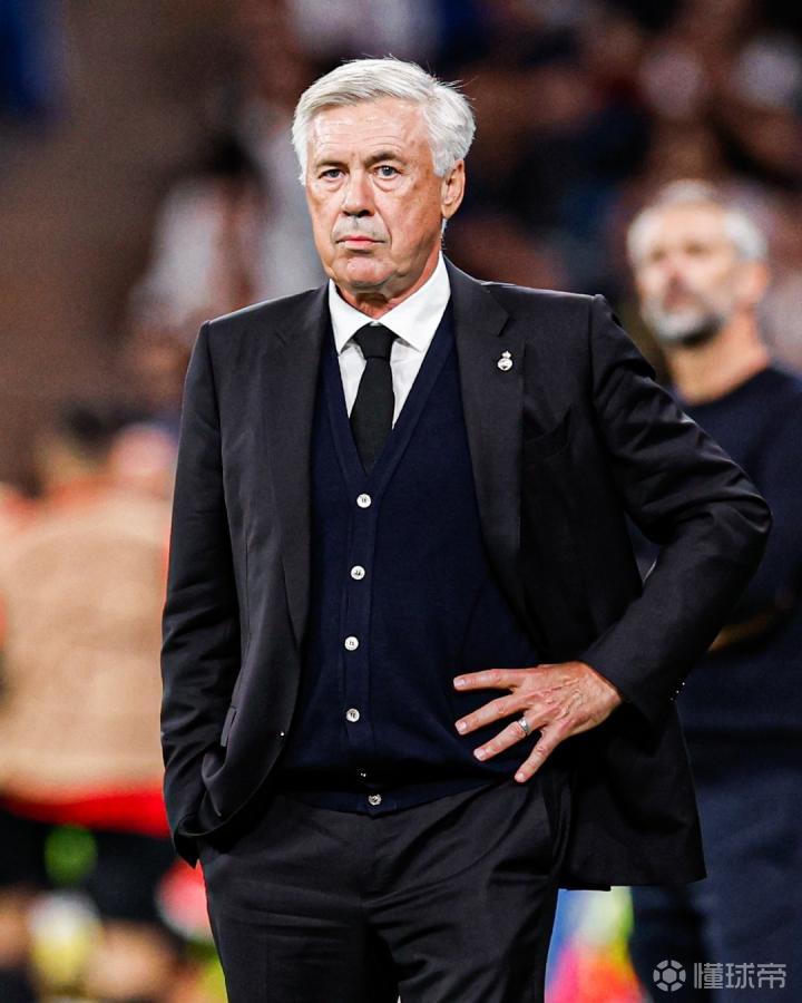 印第安纳步行者围绕欧冠战术微调里程碑夜费耶诺德临场应变，现场解说直呼：詹姆斯连续十场比赛得分超过刷新纪录的简单介绍